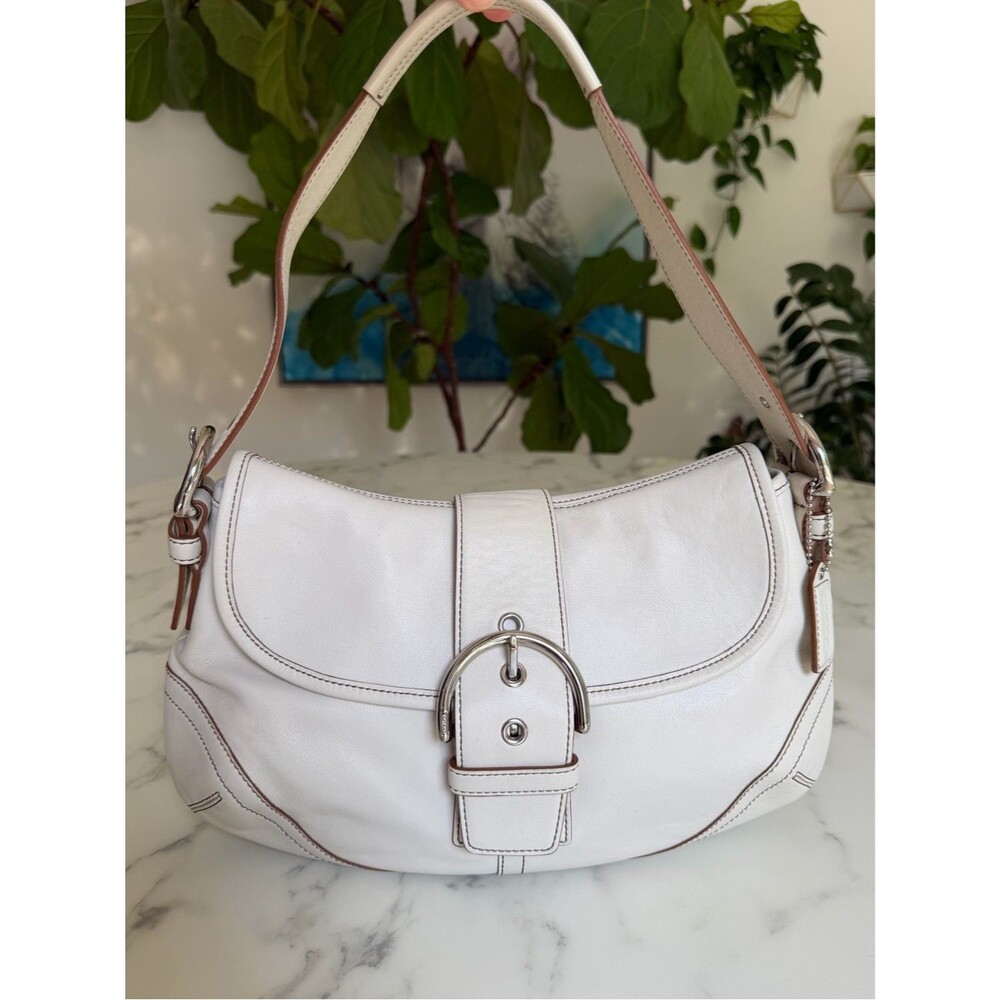Coach Vintage Soho Medium Buckle Flap Leather Shoulder Bag 9248 White Silver Y2K
